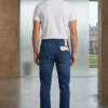 Pantalón mezclilla tipo jogger